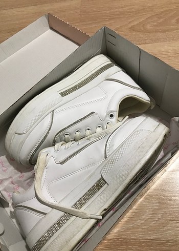 36 Beden Beyaz Yüksek taban Kadın Sneaker