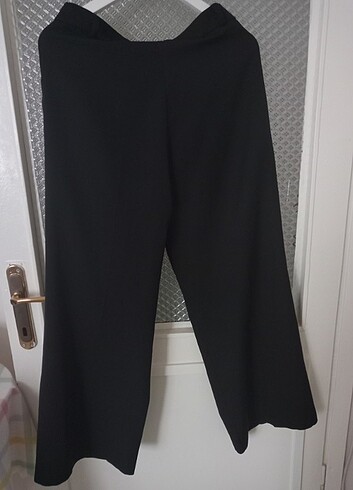 Diğer 3 Adet Siyah Pantalon 150TL