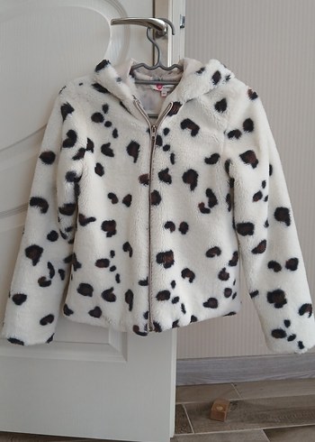 Kapüşonlu Leopar Desenli Kız Peluş Ceket