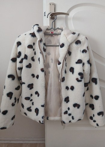 Koton Kapüşonlu Leopar Desenli Kız Peluş Ceket