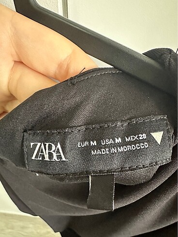 m Beden Zara Siyah Büzgülü Elbise