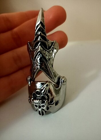 Metalci Yüzük 