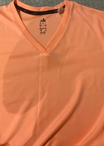 l Beden Adidas Bej V Yaka Kısa Kollu Kadın Tişört