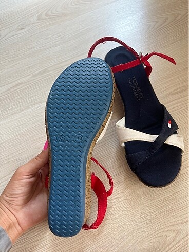 Tommy Hilfiger Sandalet