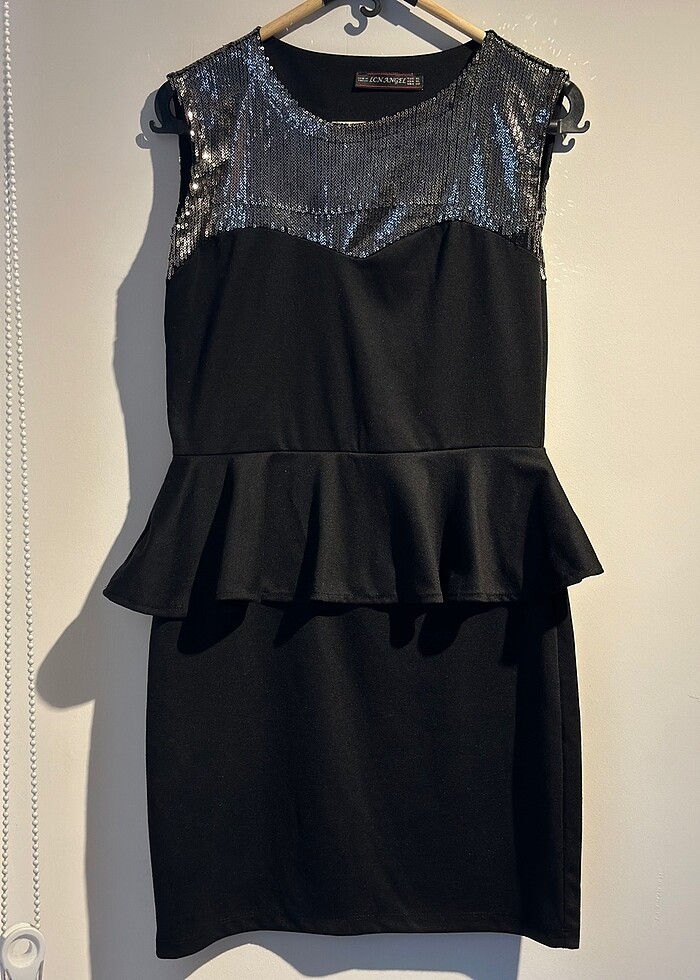 siyah gümüş payetli elbise - Görsel 3