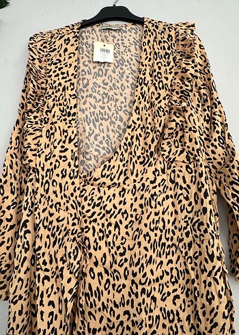 Uzun Kollu V Yaka Leopar Desenli Elbise - Görsel 3