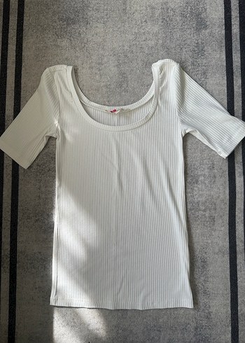 Koton Kadın Beyaz Kısa Kollu U Yaka Tişört - Görsel 2