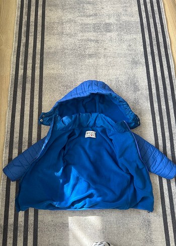 Erkek Çocuk Kapüşonlu Mavi Fermuarlı Mont - Görsel 2