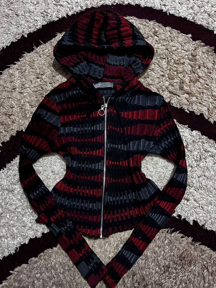 Kapüşonlu Kırmızı Siyah Vintage Hırka - Görsel 4