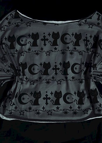 Kara Kedi ve Ay Desenli Crop Bluz - Görsel 3
