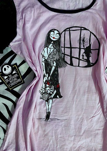 Tim Burton Sally Lisanslı Tshirt - Görsel 2