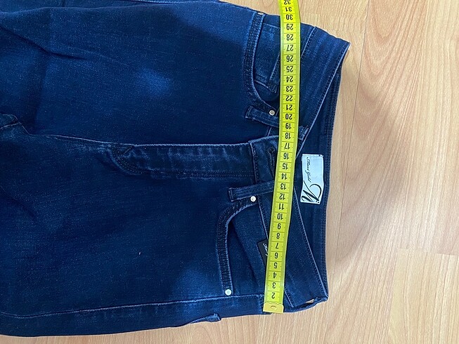 27 Beden mavi Renk Mavi Serenay model