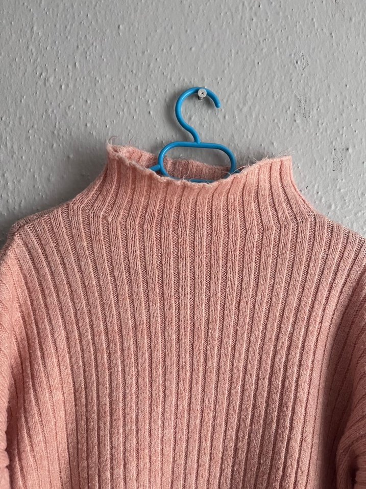 Pembe Boğazlı Örgü Kadın Kazak - Görsel 2