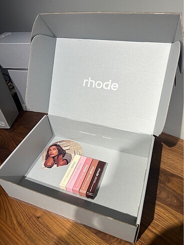 Rhode Peptide Lip Tint & Lip Treatment