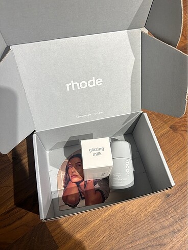 Rhode Glazing Milk 65 ml