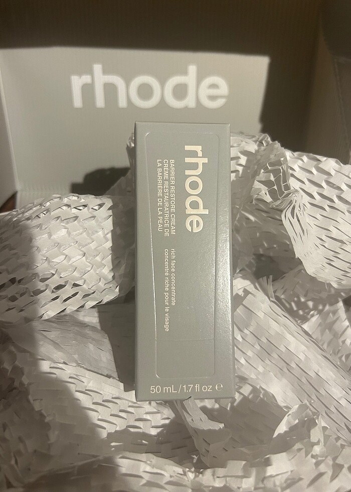 Rhode Barrier Restore Cream 50ml - Görsel 4