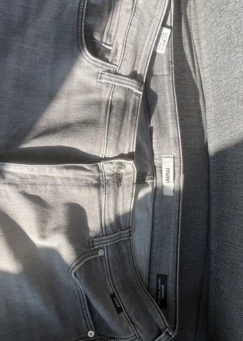 Gri Kadın Normal Kesim Denim Pantolon - Görsel 3