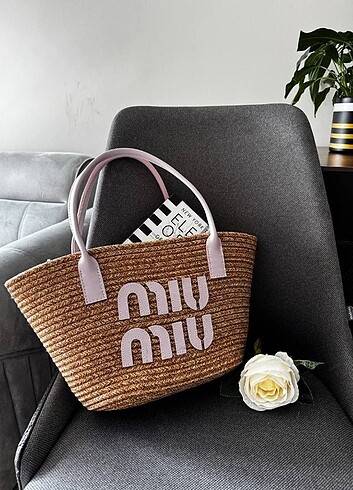 Beden çeşitli Renk Miu miu hasır çanta