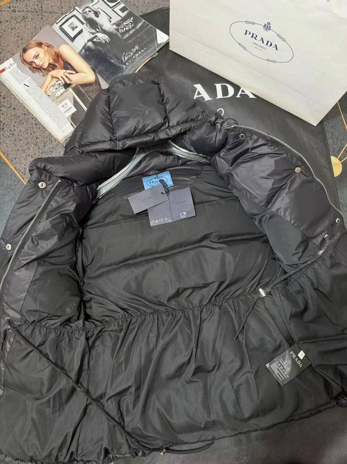 prada Kadın Siyah Kuşaklı Şişme Yelek - Görsel 2