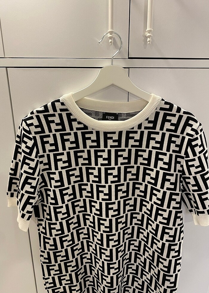 Fendi triko tişört - Görsel 2