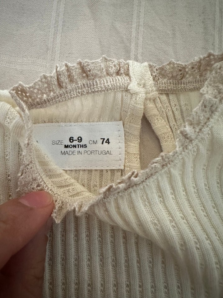 Uzun Kollu Örgü Beyaz Bebek Body - Görsel 3