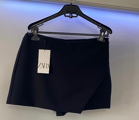 ZARA SİYAH ŞORT ETEK