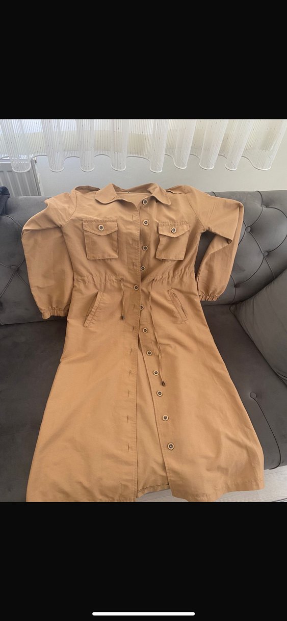 Bej Düğmeli Uzun Keten Trençkot - Görsel 4