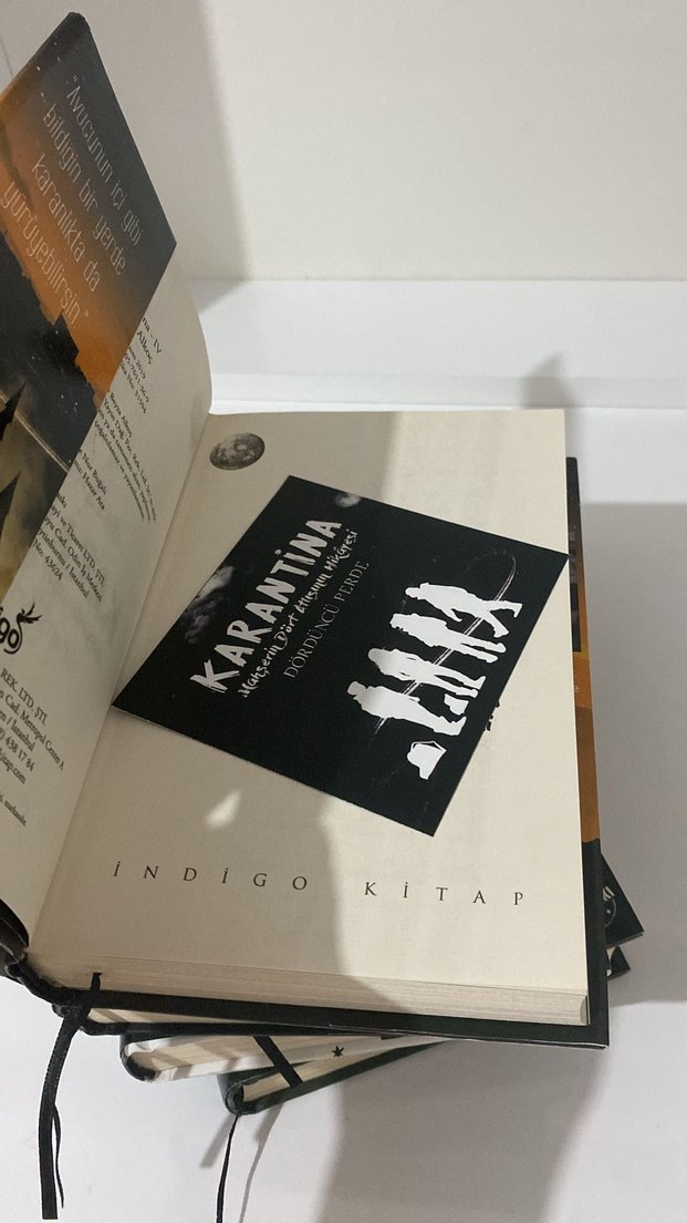 Beyza Alkoç'tan Karantina Roman Seti - Görsel 3