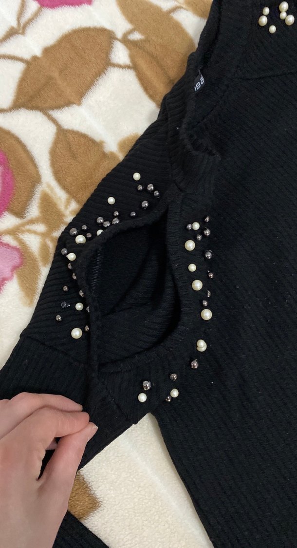 İnci Detaylı Siyah Kadın Triko Kazak - Görsel 4