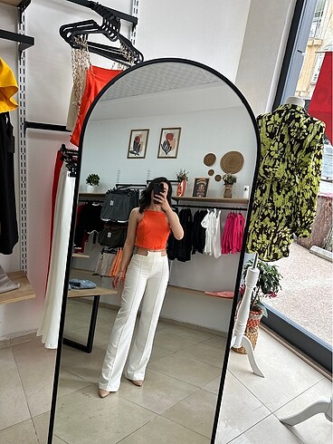 Yanları Dekolteli Kumaş Pantolon S M L var
