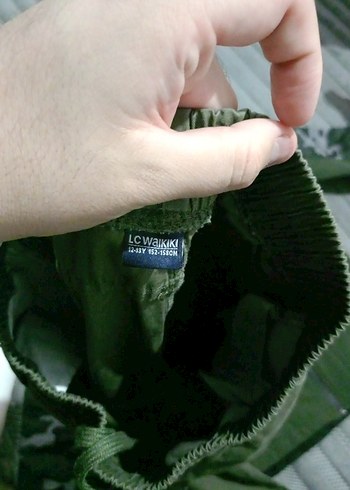 LC Waikiki Kadın Haki Kemerli Rahat Kesim Pantolon