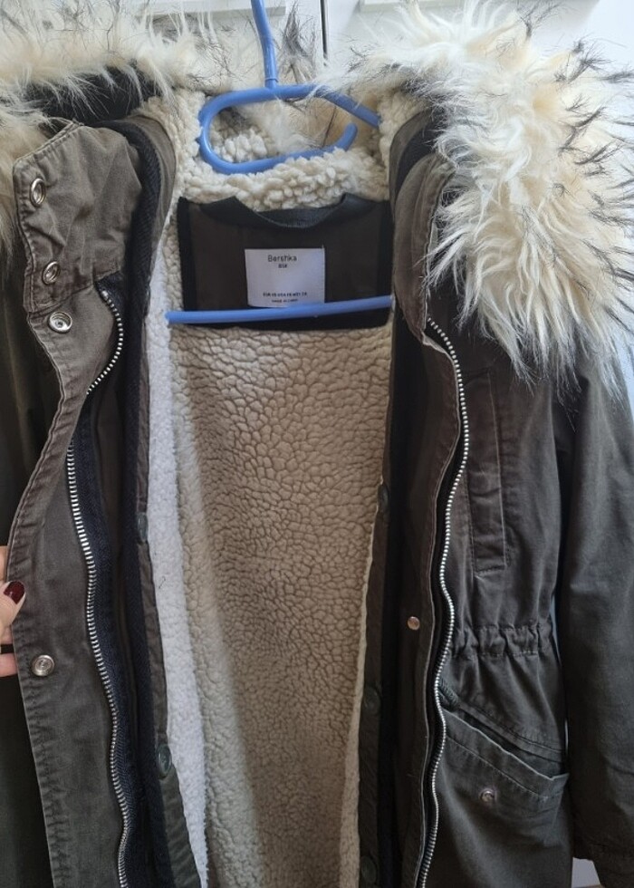 Bershka haki parka - Görsel 3