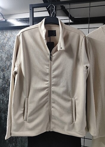 KREM HIRKA MODELİMİZ 
