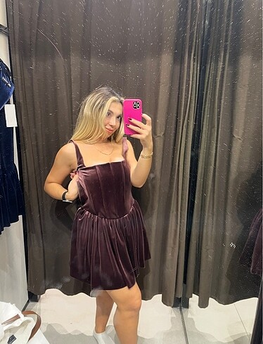 Zara Zara kadife elbise