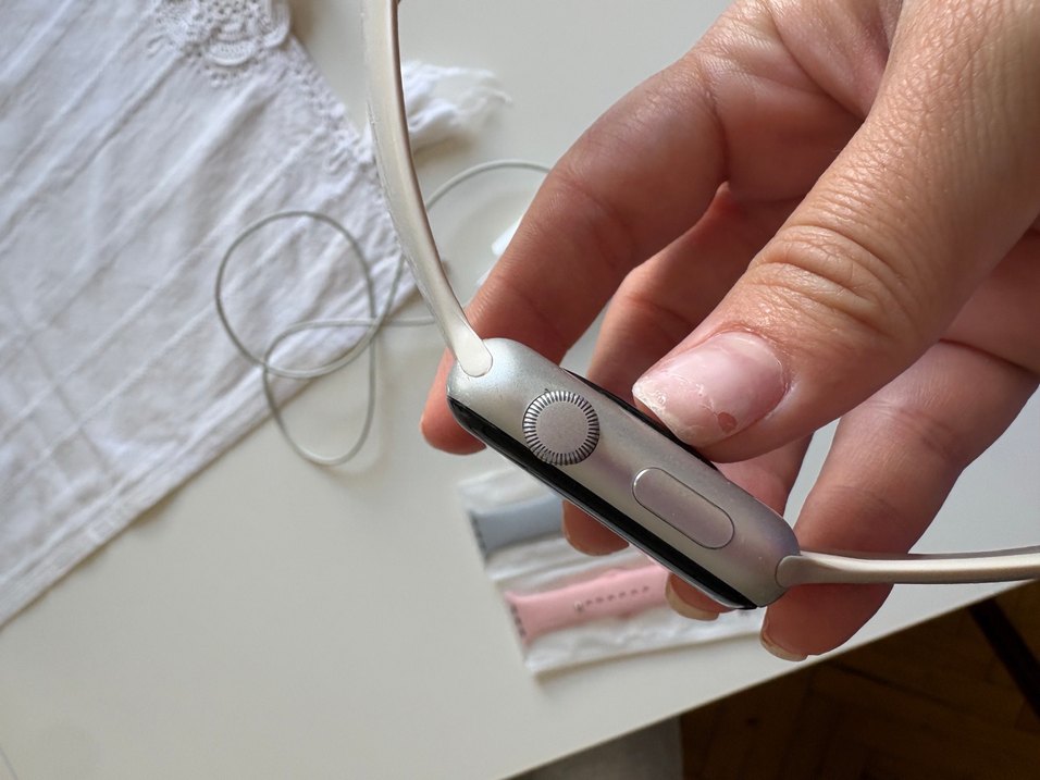 Apple watch 3 42 mm Pil sağlığı %86 — görsel 3/11