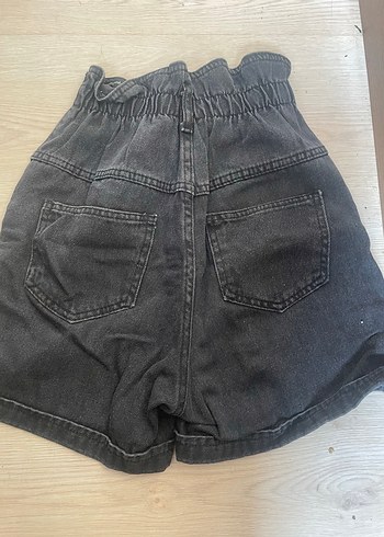 Kadın Siyah Gri Kemerli Kot Şort - Görsel 2