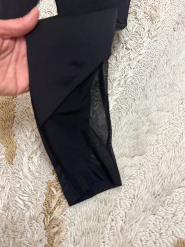 Siyah Kadın Spor Tayt Velcro Detaylı - Görsel 3