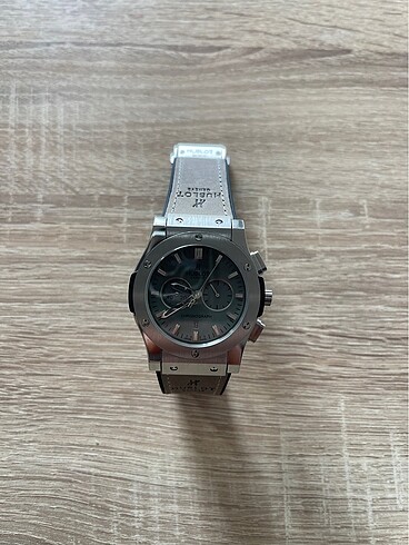 Hublot saat