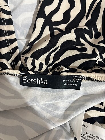 m Beden ten rengi Renk Bershka crop
