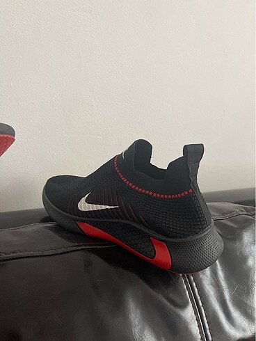 44 Beden siyah Renk Nike ayakkabı