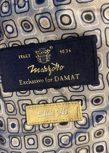 Düğmeli Lacivert Erkek Takım Elbise Ceketi - Görsel 3