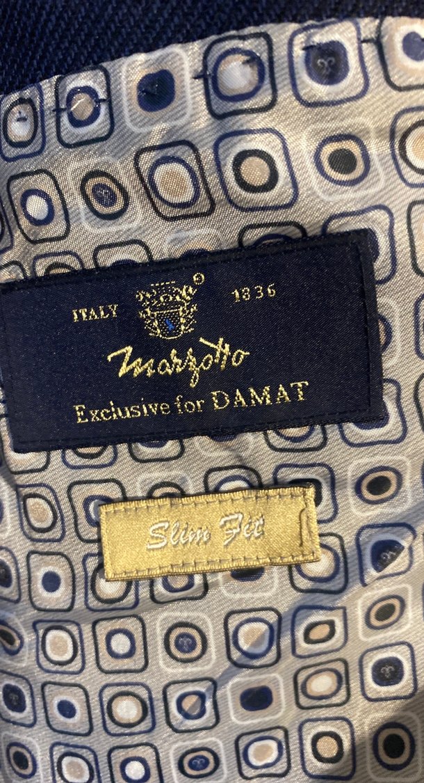 Düğmeli Lacivert Erkek Takım Elbise Ceketi - Görsel 3