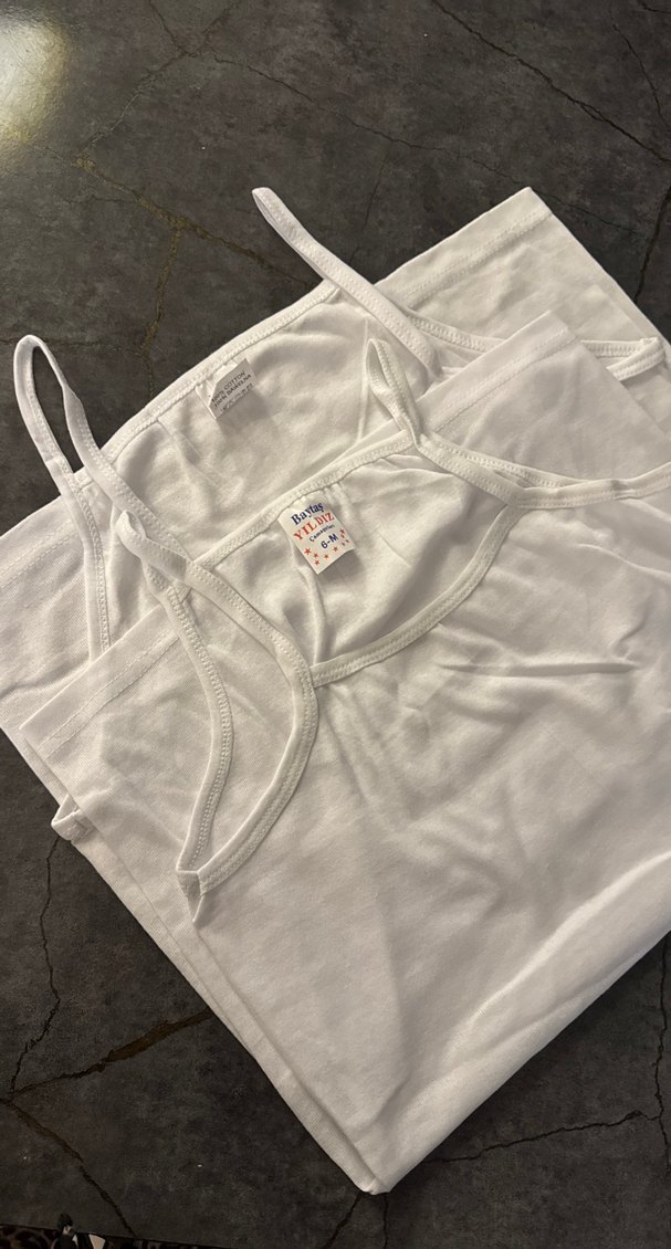 Beyaz Düğmeli V Yaka Kısa Kollu Hamile Tişörtü - Görsel 4