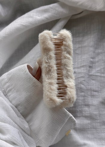 Bej peluşlu Toka  Mandal model  Büyük Boy - Görsel 6