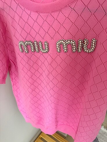 Miu Miu Az kullanıldı .