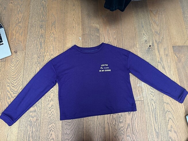 sweatshirt