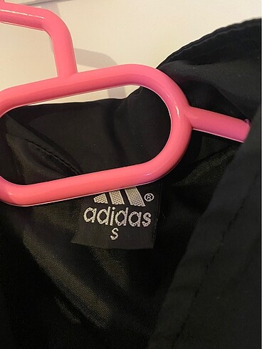 s Beden Kadın adidas yağmurluk