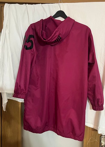 Fulya Kadın Uzun Fermuarlı Yağmurluk - Görsel 2