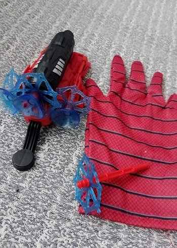 Spiderman eldiveni ağ atma oyuncağı - Görsel 3