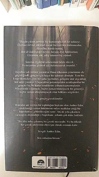  İpi kopuk kuklalar kitap